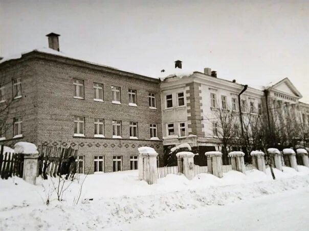 Дворец ЛМЗ Лысьва. Школа 16 Лысьва. Больница Лысьва. Школа 11 Лысьва. Сош 16 лысьва