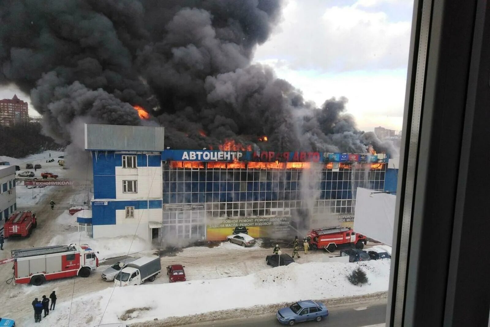 Уфа Автоцентр пожар. Пожар в Уфе сейчас в Черниковке. Пожар в Уфе сейчас. Пожар в Уфе за последние сутки. Тревога уфа сегодня