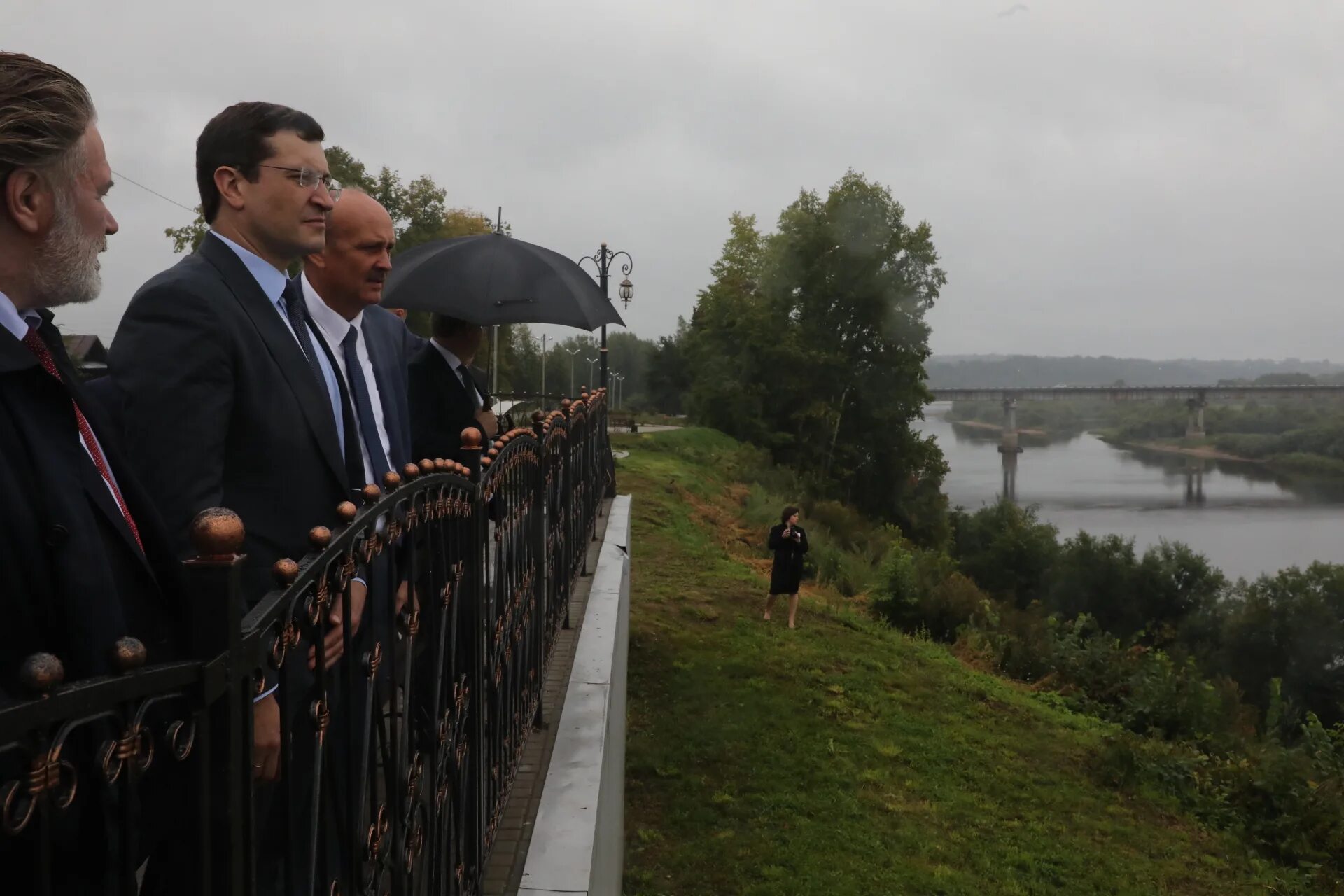 Новости нижегородской области в контакте. Глава Ветлужского района Нижегородской области. Мэр Ветлуги. Администрация Ветлужского района Нижегородской области. Набережная Ветлужский фото.