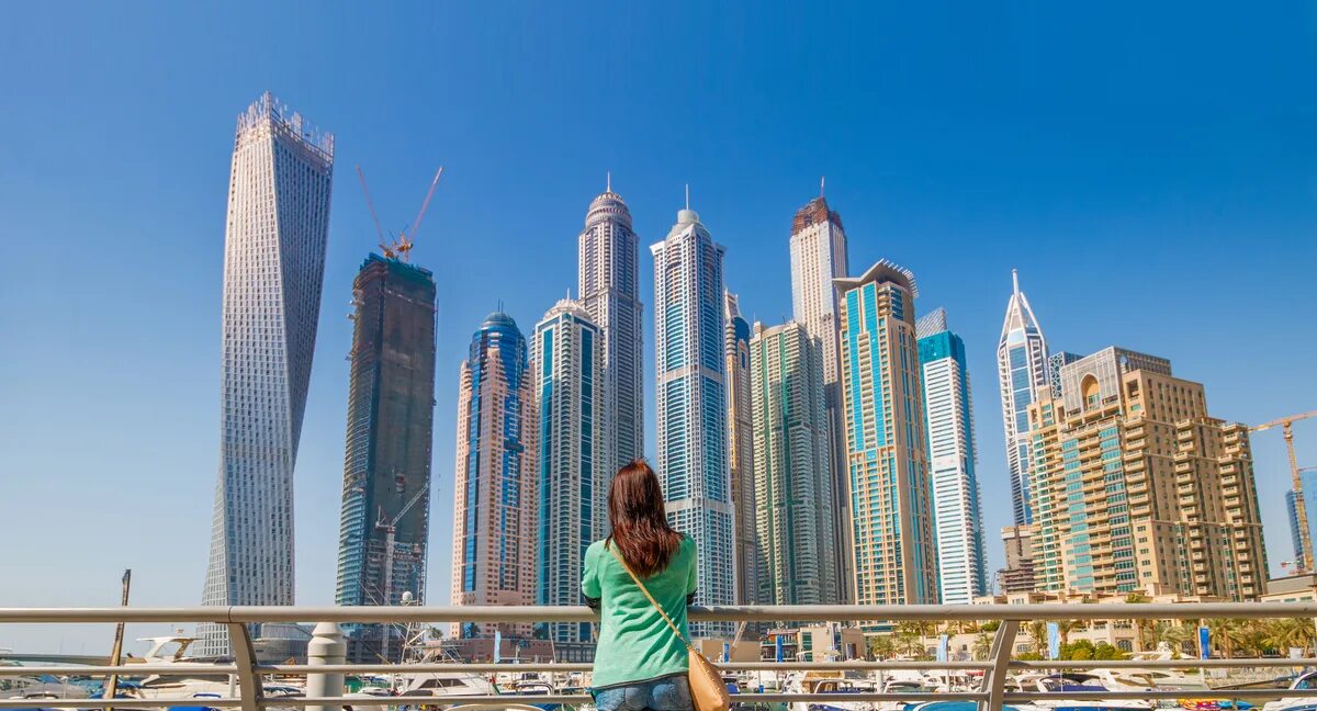 Jeddah Дубаи. Ходжаева Дубай. Прогулка по Дубаю. Дубай можно ли в шортах