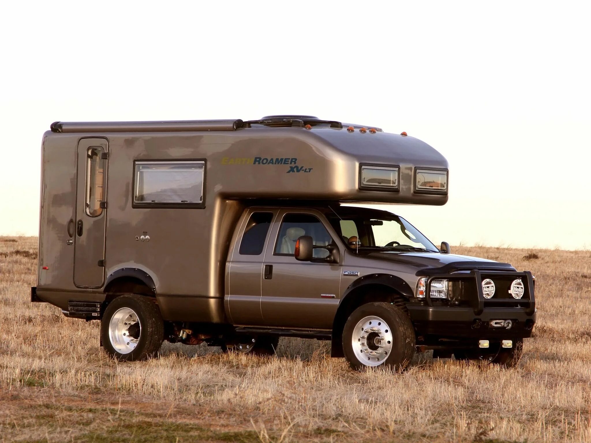 Фургон пикапер. Ford f350 Motorhome. Автодом Ford 450 EARTHROAMER. Ford f550 super c Motorhome. Форд ф 450 автодом.