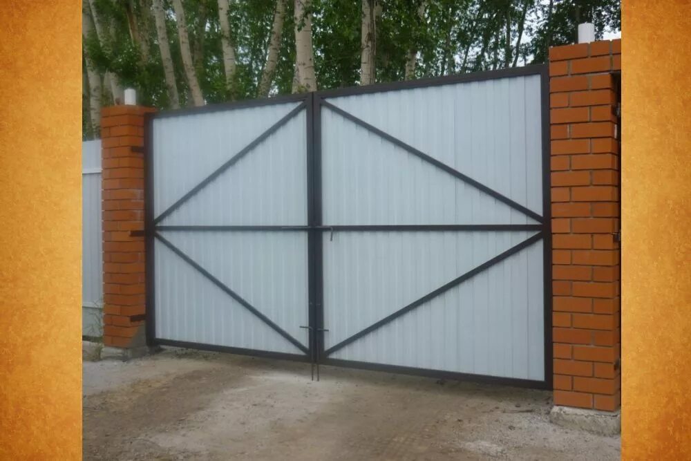 Автоматические распашные ворота с калиткой. Изготовить распашные ворота. Ворота из профнастила. Распашные ворота ctr42. Чертеж распашных ворот из профнастила 3 метра с калиткой 1 метр.