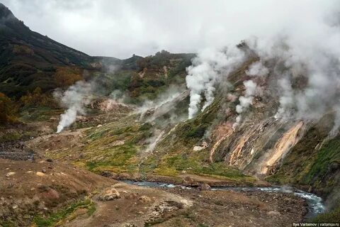 Вулканические ландшафты и гейзеры
