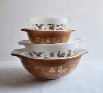 Early american pyrex bowls