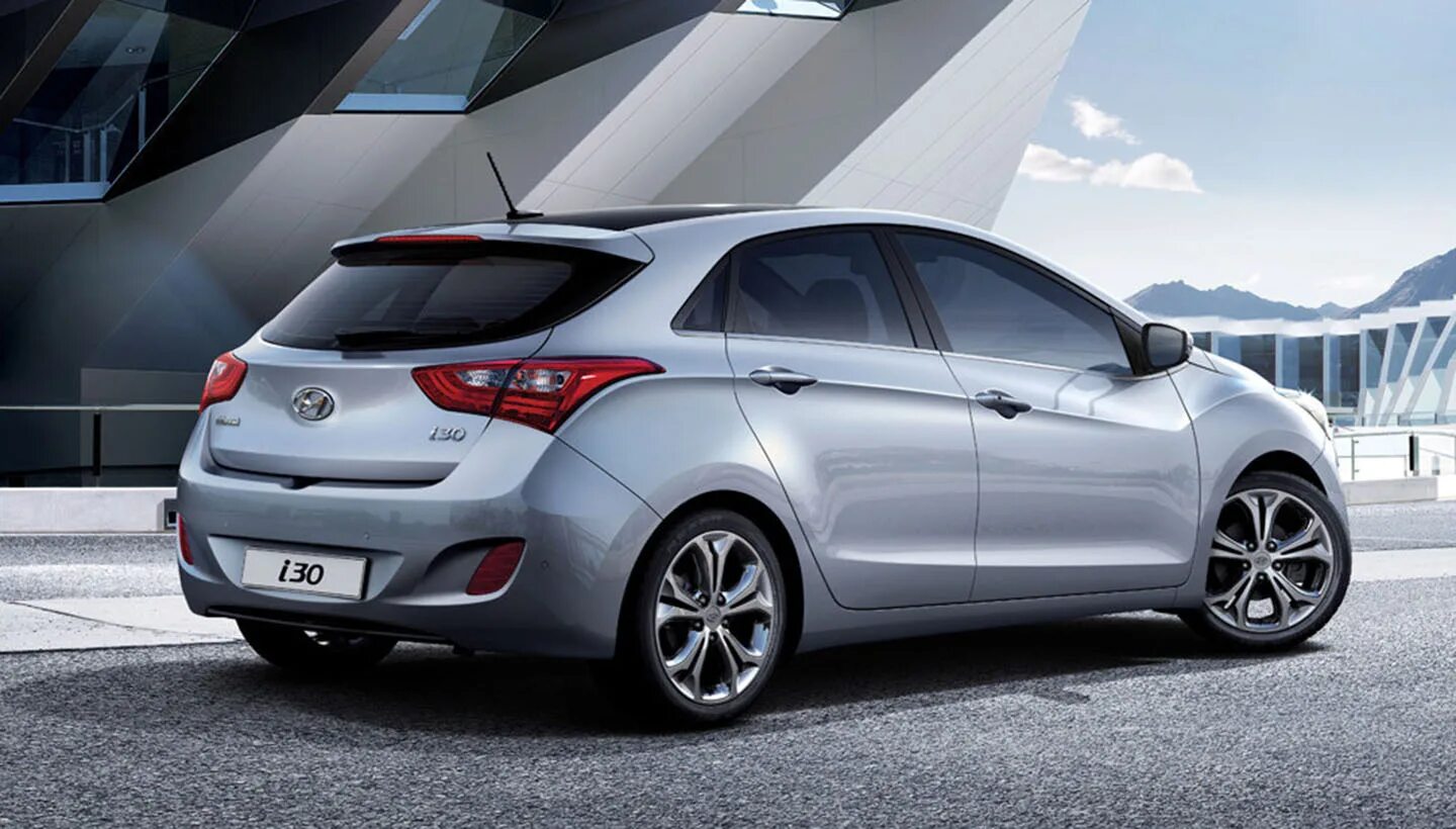 Сколько хендай ай 30. Hyundai i30 Hatchback. Хендай ай 30 хэтчбек. Hyundai i30 2013. Hyundai i30 2014.