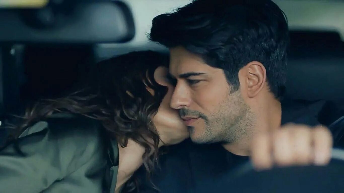 Черный любовь на русском 19. Турецкий сериал герой кемаль. Черно белая любовь турецкий сериал 1. Кемаль черная любовь 1 серия. Черная любовь kara sevda турецкий сериал.