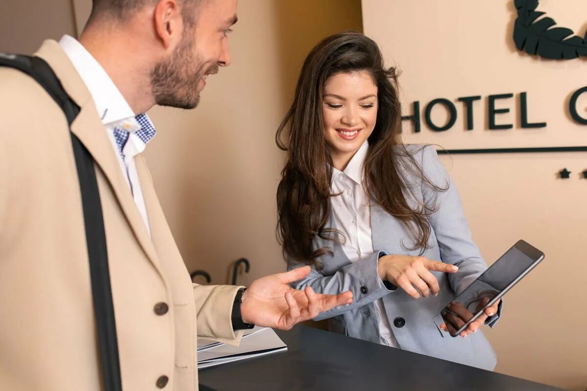 Guest shared. Guest relation в отеле. служба guest relation в гостинице. гест релейшен. гест релейшн в отеле.