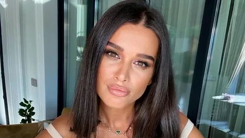 Tomosha qiling: Opamni jinsiy aloqaga jalb qildi