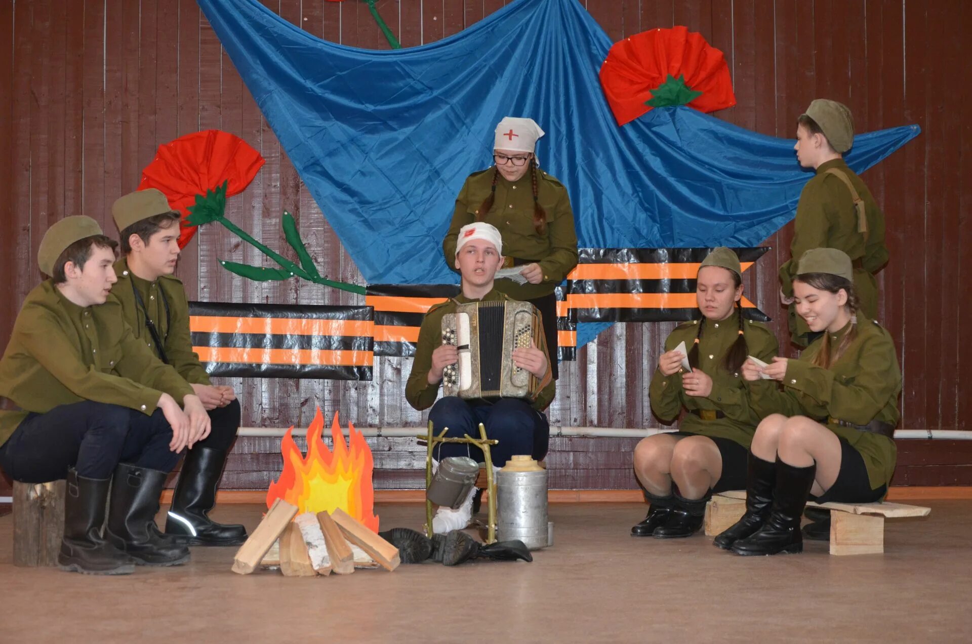 Инсценировка военно патриотической. День победы инсценировка. военная театрализация.