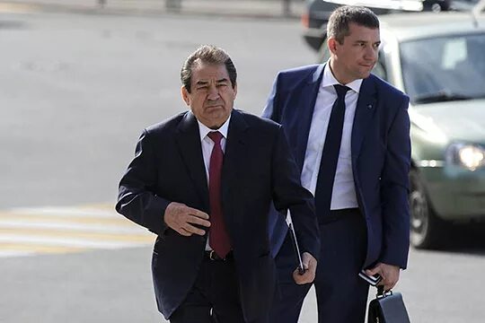Тахаутдинов рустем шафагатович. Тахаутдинов шафагат фахразович. шафагат тахаутдинов в молодости.