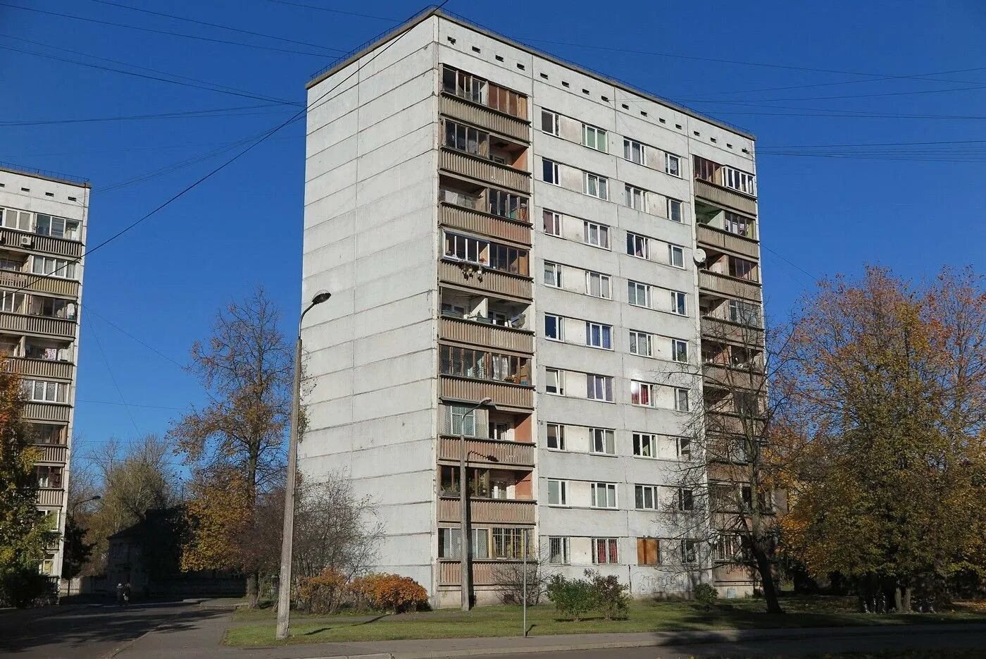 Панельный дом 9 этажка. Панельные девятиэтажки 80-х. Панельный дом 5 этажка. Советская 9 этажка.