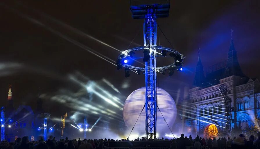 Лет свет москва. Час земли москва. Круг света в москве 2011. Круг света темнота вокруг. Московский кремль в час земли.