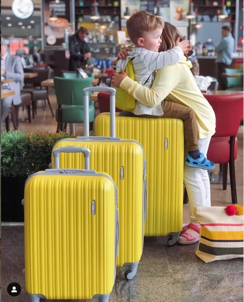 чемодан для багажа супер премиум. кафе чемодан набережные челны. чемодан набережные. чемодан 55х40х25. чемодан american tourister m.