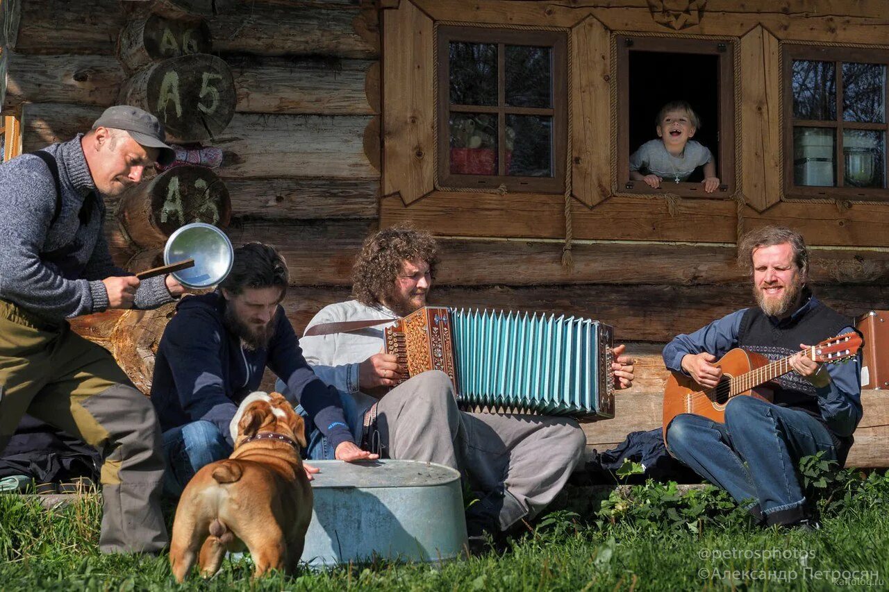 Русская живи село. Российская деревня захолустье. Русская деревня захолустье. Жизнь в Российской глубинке. Деревни в глубинке России.