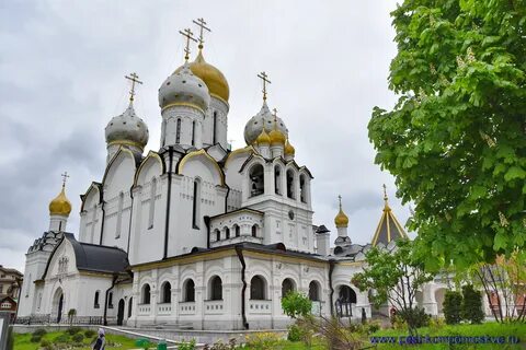 Монастырь в центре