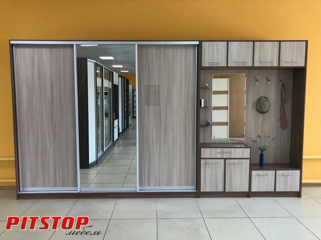 Мебель сенат прихожки балаково. Шкафы мебель балаково. Угловые шкафы город балаково. Кузнецкая мебель в г. Шкаф купе четырехдверный.