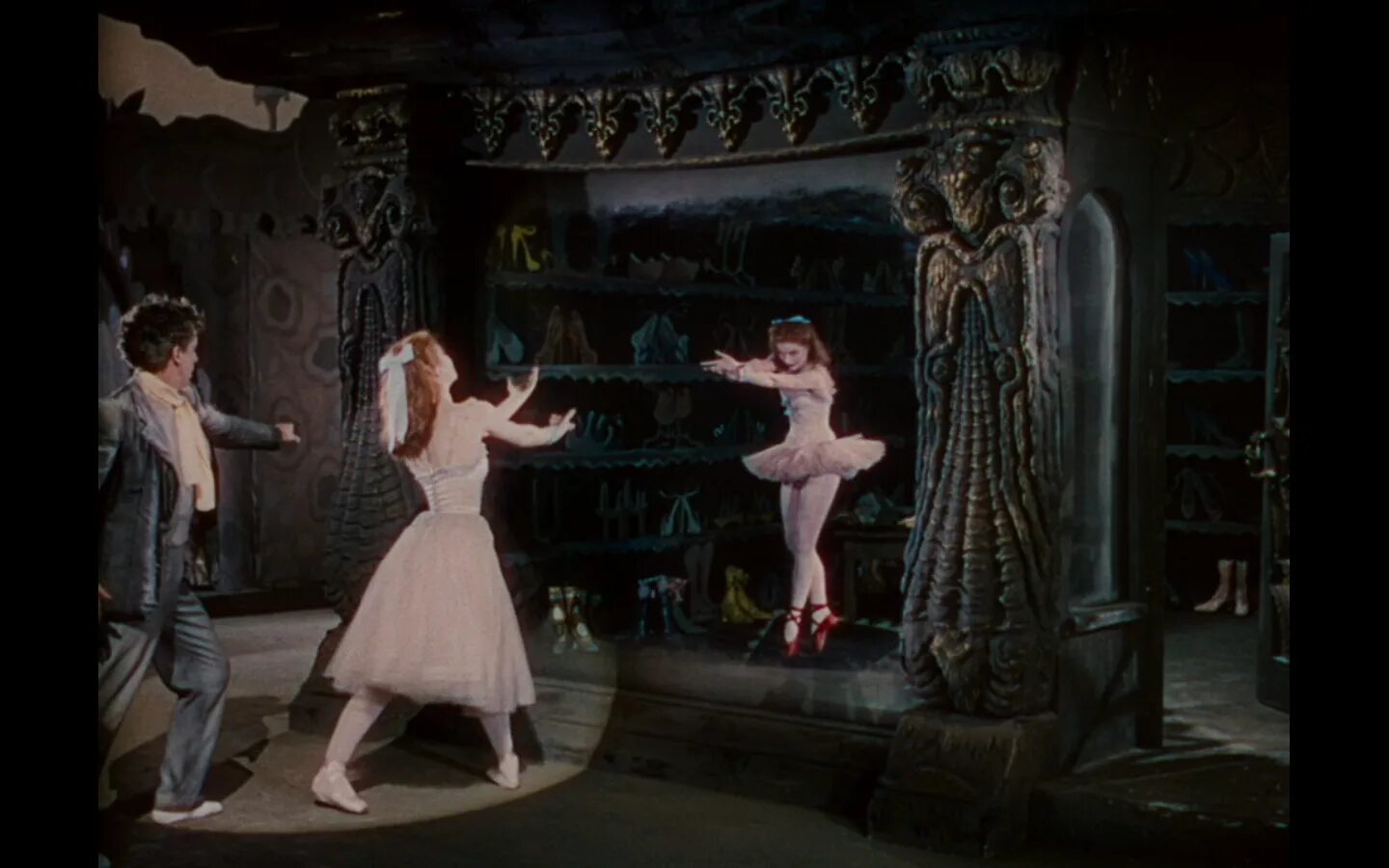 Балет башмачки. The red shoes 1948. красные башмачки 1948. мойра ширер красные башмачки.