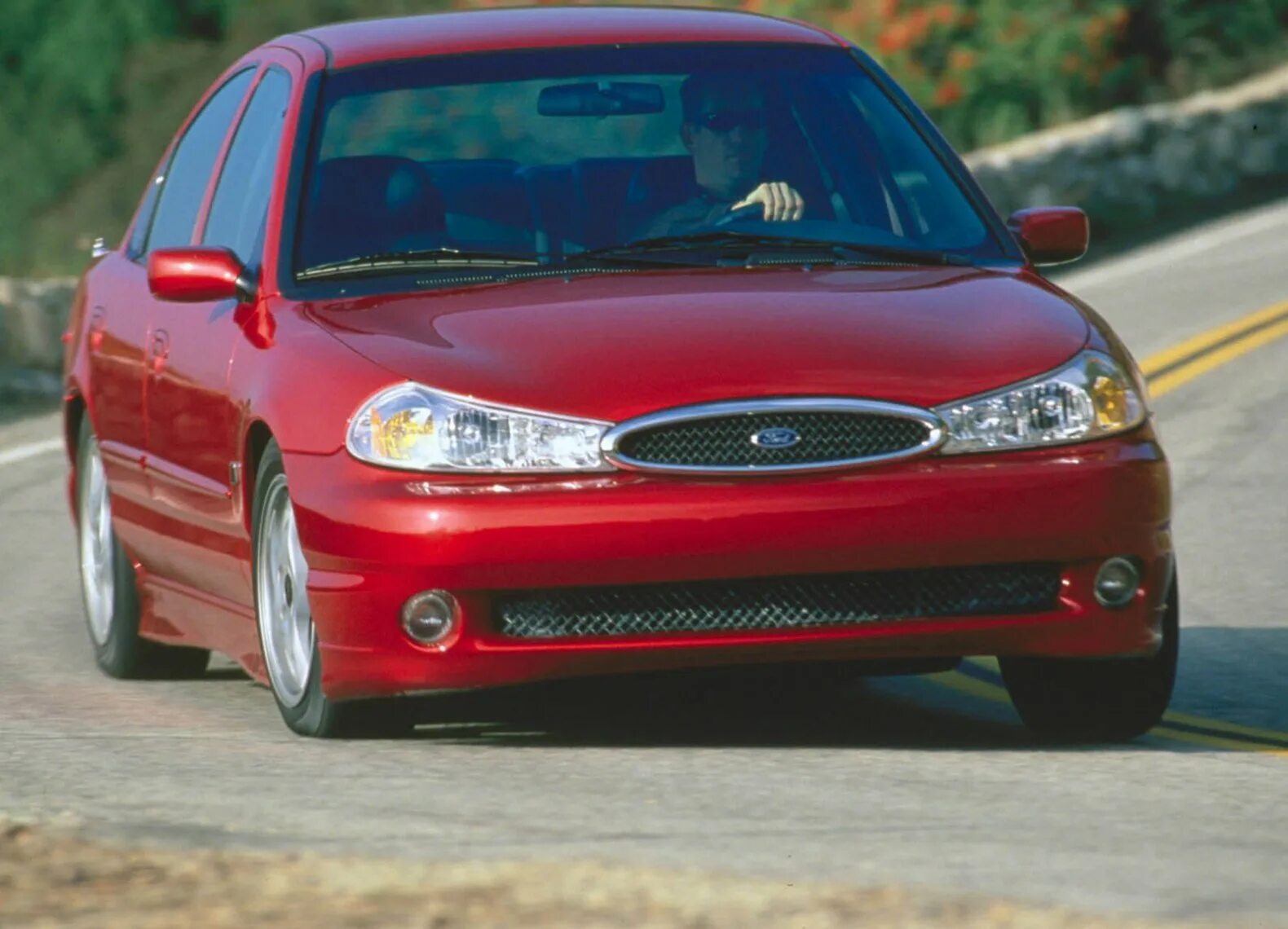 Ford contour 1998 rear. Ford contour. 1995 ford contour. Ford contour 1997. Ford contour 1997.