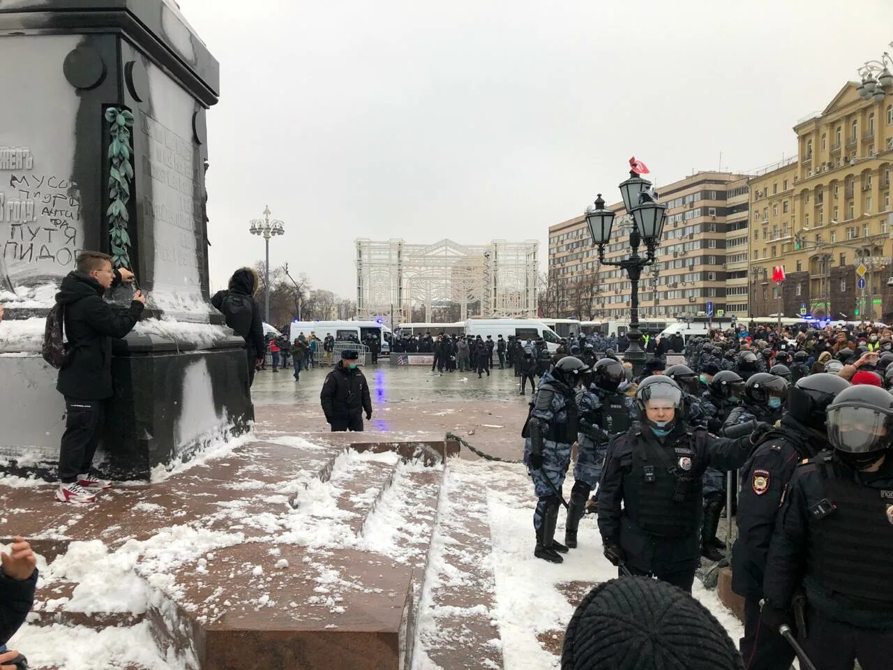 Теракт на пушкинской 2000. Взрыв на Пушкинской площади. Теракт в Москве на Пушкинской. Теракт на Пушкинской площади.