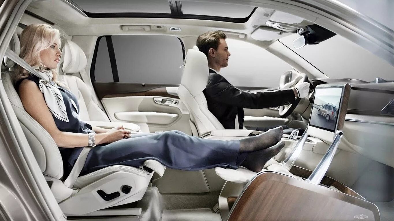 Volvo xc90 excellence lounge console. роскошь это определение. лексическое значение слова роскошный. жизнь богатых людей. Yacht 88 дубай.