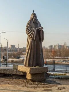 Памятник алексию