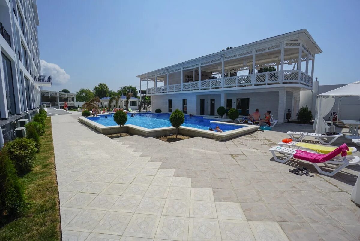 Парадайз бич абхазия алахадзы. Paradise beach hotel 4 абхазия. Отель paradise beach hotel 4. Гостиница paradise beach абхазия. Paradise beach hotel 4 абхазия.