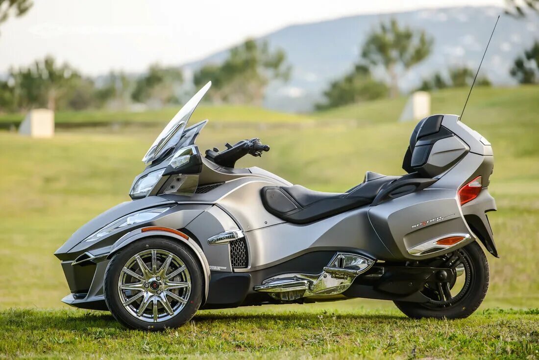Cheap can am. Can-am Spyder RT 2021. Spyder RT can am 2014. Масляный комплект can-am Spyder. Spyder can am RT габариты.