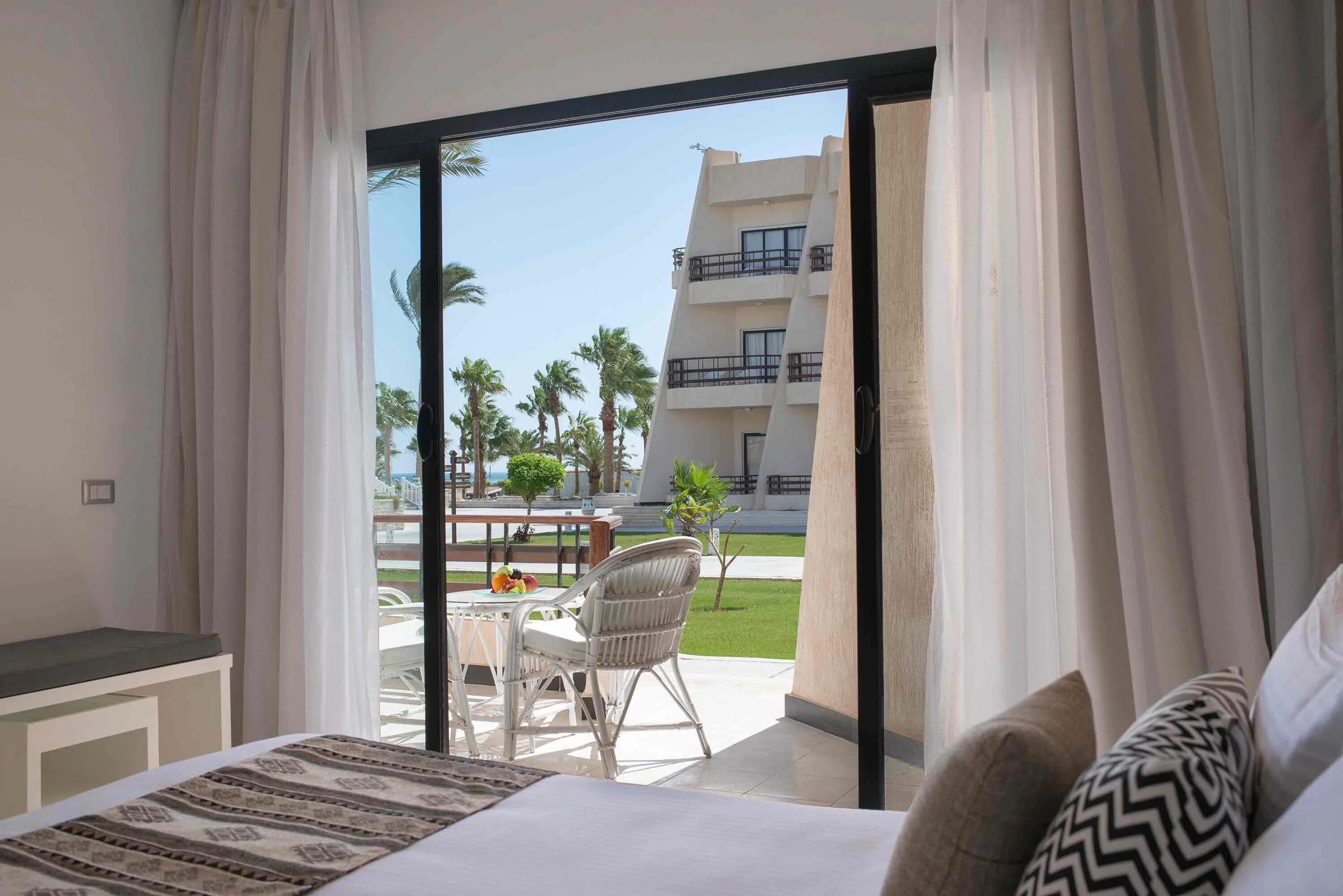 Хургаде meraki 4. Meraki resort hurghada 4. Sunrise meraki resort 4* (хургада). Египет отель миракл резорт. Египет отель миракл резорт.