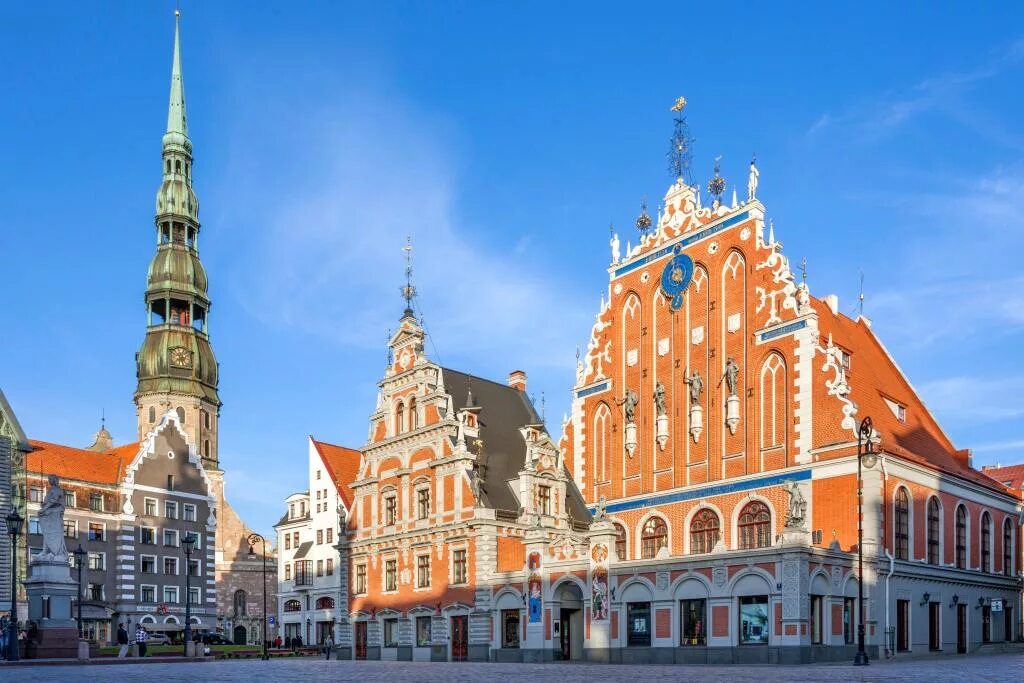 Раф-977 микроавтобус. Латвия улицы риги. Железная дорога риги. Подробная карта латвии. Город рига латвия.