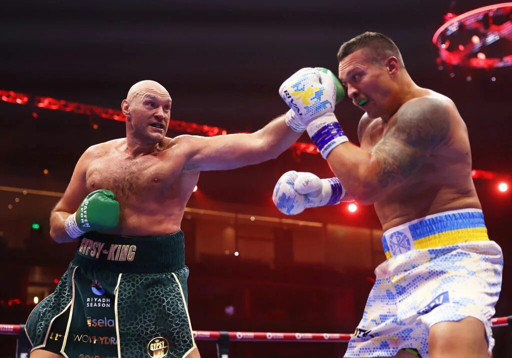 Усик фьюри бой новости. Усик фьюри бой новости. Специальный пояс wbc для боя усик фьюри. Tyson fury vs oleksandr usyk gladiators. Тайсон фьюри фото.