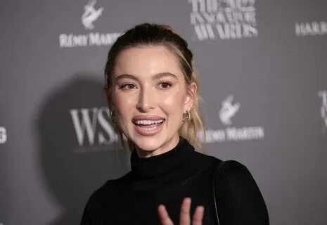 Alexa жалаңаш секс