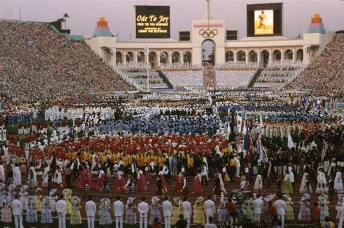 Игр 1984 в лос анджелесе. Los angeles 1984. лос анджелес в 1984 году. olympic 1984.