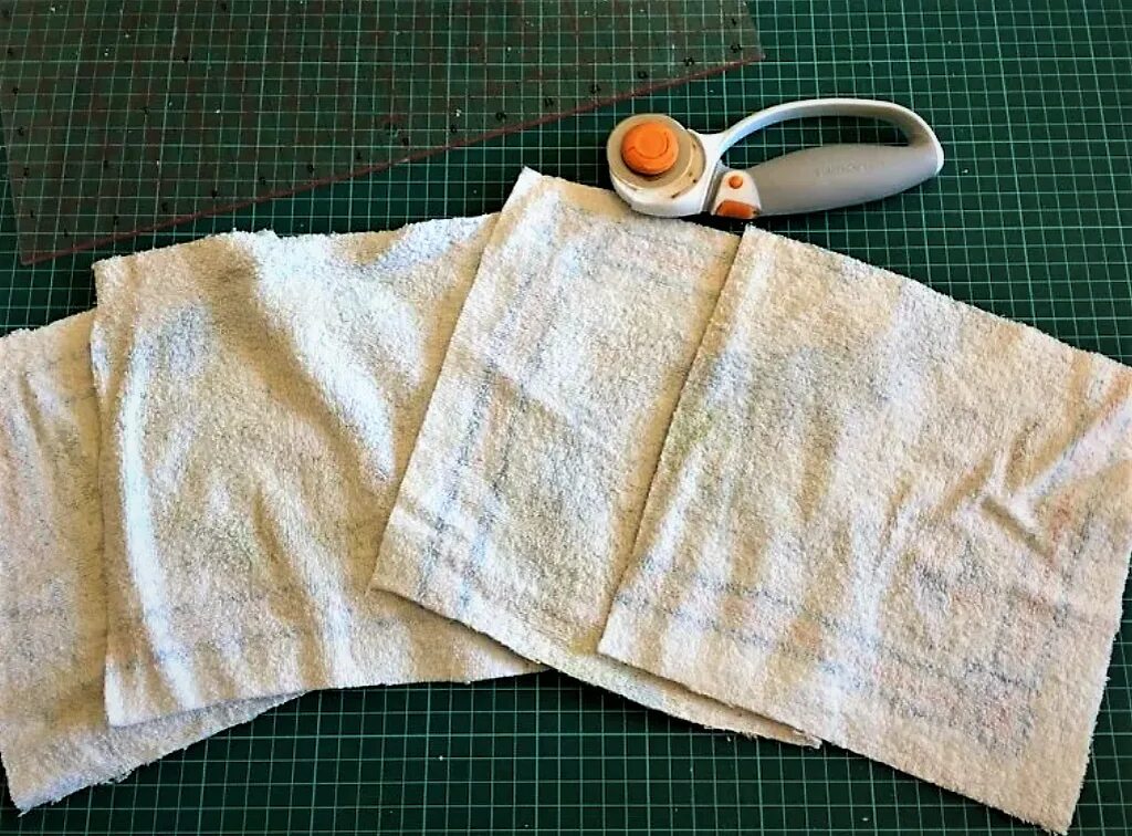 Подарочныйнабо с 2 полотенцами и повязкой. Советские полотенца. Драное полотенце. Умный профессор. Рваное старое полотенце.