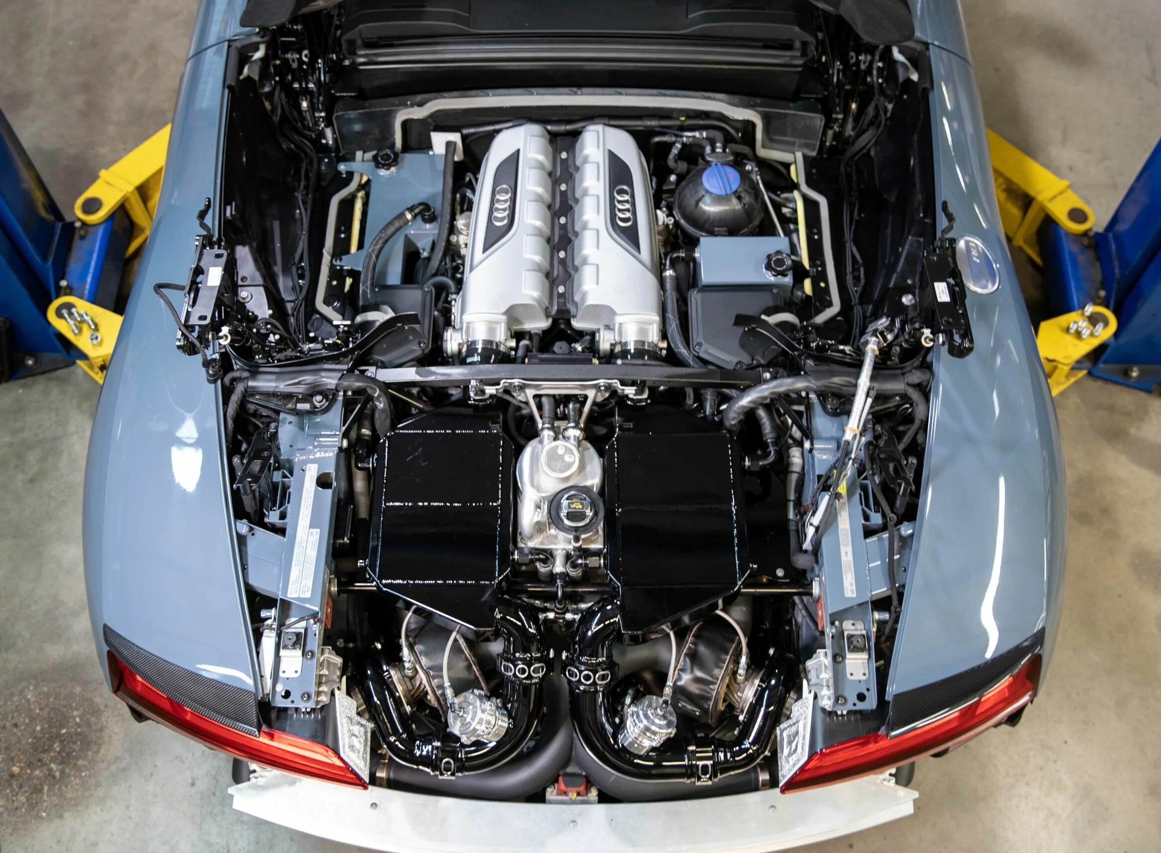 V8 сколько лошадей
