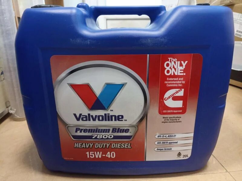 Valvoline premium blue 8100. Valvoline 15w40. Вальволин премиум блю. Valvoline 15w40. Вальволин 15w40 дизельное.