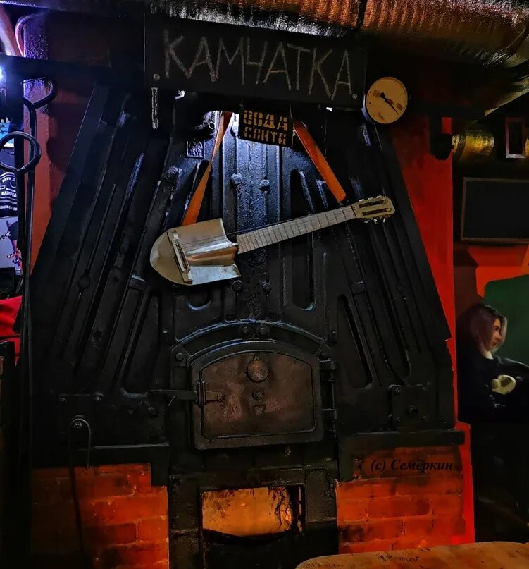 Цой бар. Музей виктора цоя в санкт-петербурге. цой котельная камчатка в спб. музей виктора цоя в санкт-петербурге камчатка. кочегарка камчатка виктора цоя.