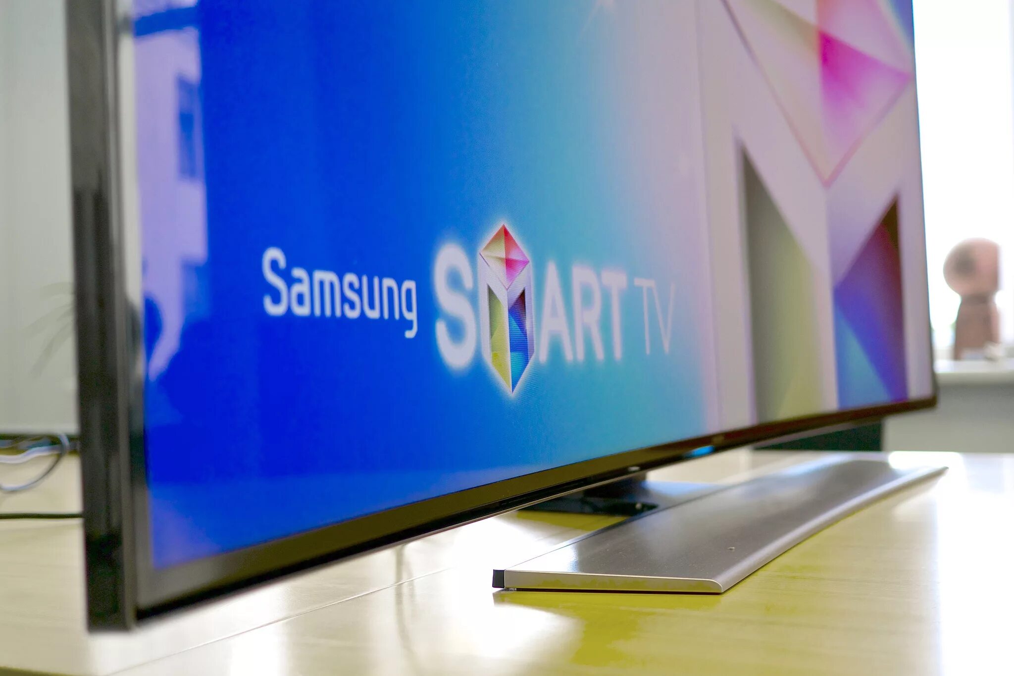 Обновился телевизор самсунг. Samsung Smart TV 2022. Телевизор Samsung Smart TV. Led телевизор Samsung смарт. Samsung Smart TV Plus.