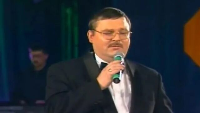 Давай поговорим круг. Клип про михаила. Клип про михаила. Клип про михаила. Клип про михаила.