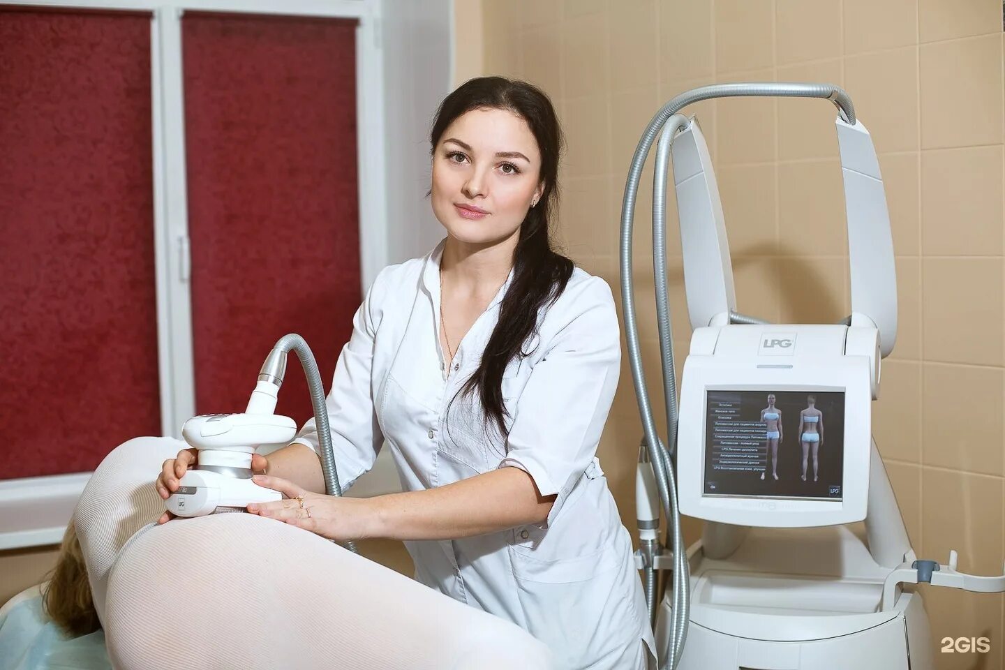 Косметолог самара. Ренессанс косметология самара садовая 199. Возрождение логотип. Сайт косметология самара. Сайт косметология самара.