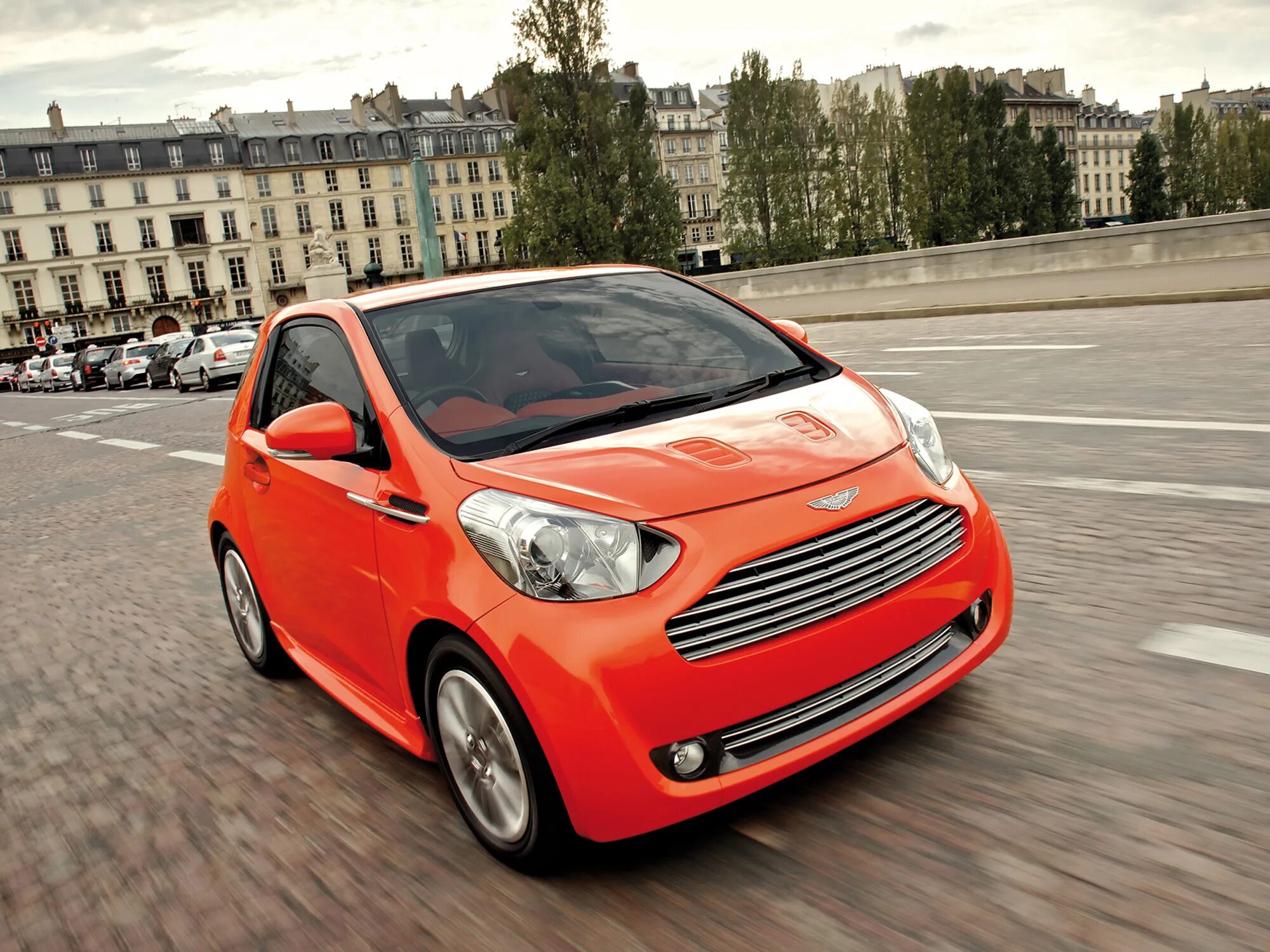 Практичные недорогие. Aston Martin Cygnet 2011. Машина Aston Martin Cygnet. Aston Martin Cygnet 2010. Aston Martin Cygnet v8.