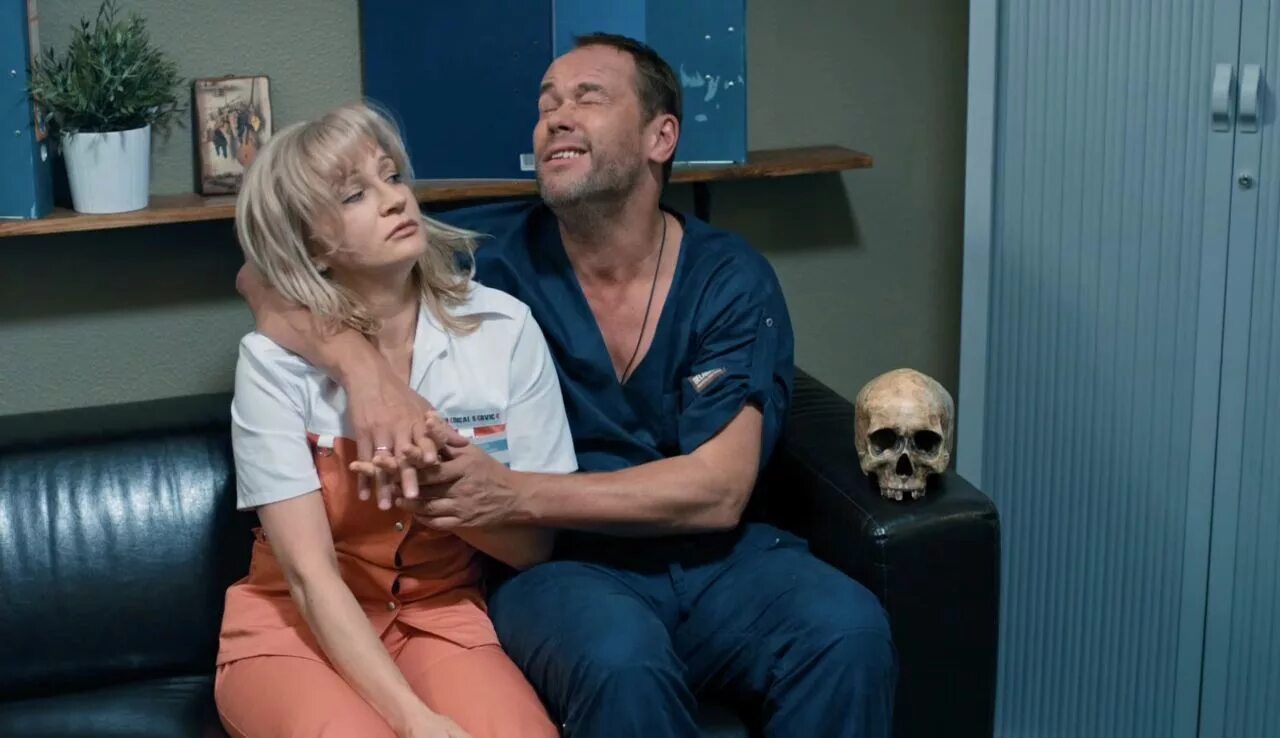 Склифосовский 5 сколько. Нина дубровская склифосовский. Олег брагин склифосовский 10 сезон. Брагин сериал склифосовский. Владимир жеребцов склифосовский 10.