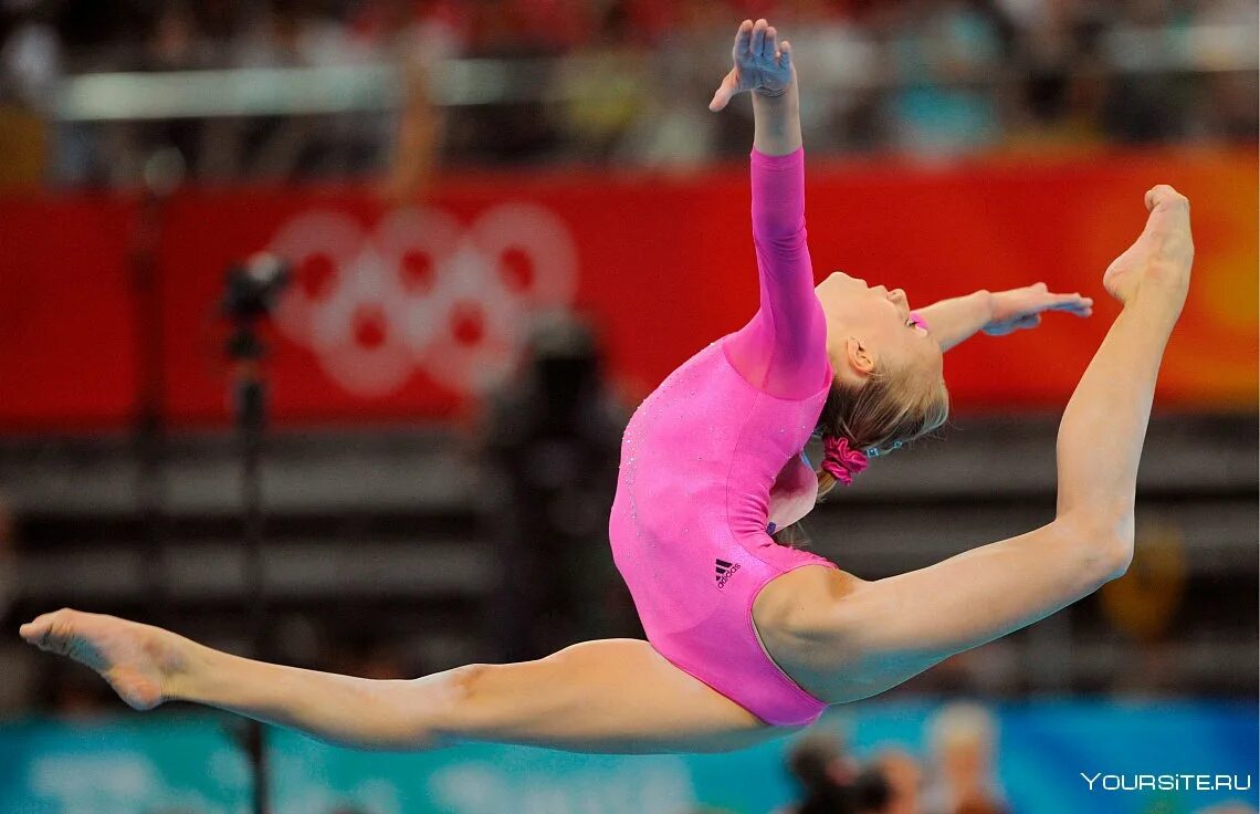 Gymnastics time julia