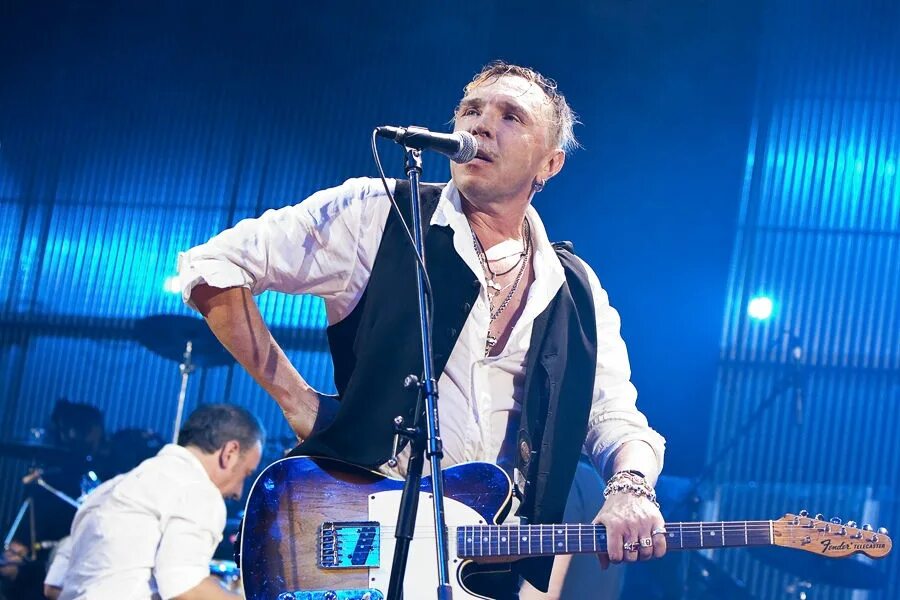 гарик сукачев. Garik soukatchev гарик сукачёв. гарик сукачев чб. гарик сукачев 1980. гарик сукачев.