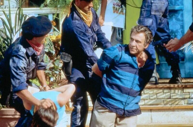 Крестный 4. Крестный 4. Крестный 4. Чазз пальминтери актер фото. Крестный 4.