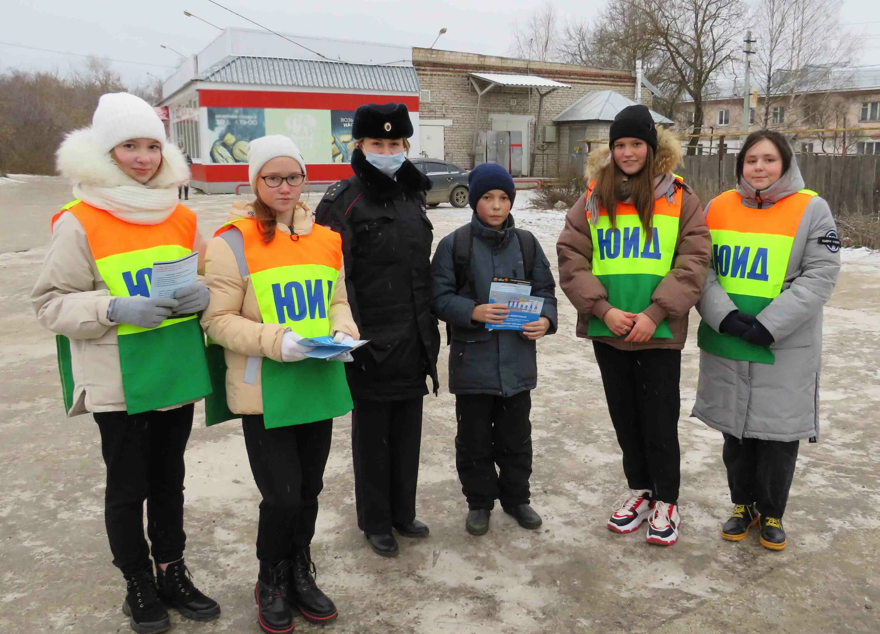 Работники ува. Прокурор увинского района. Кулешовы многодетная семья москва. Рдк юность ува. Директор санатория ува.