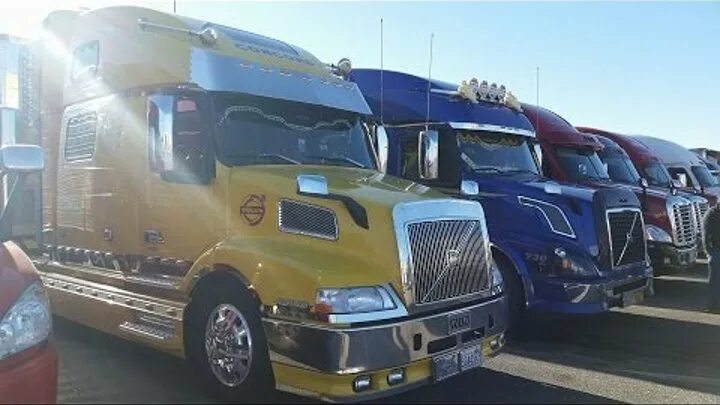 Давид камаз бизон салон. Американские траки петербилт. Дальнобой сша камаз. Камаз американец. Дальнобой-life david kamaz.