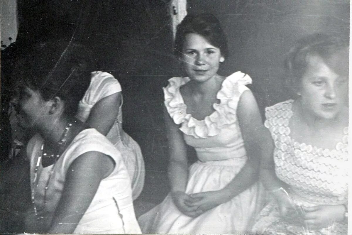 Довоенный выпускной. Выпускной в предвоенные годы. Ссср 21 июня 1941. Мирное лето 1941. Война 1941 1945 женщины людмила павличенко.