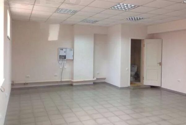 бизнес центр фабрика симферополь аренда офиса. аренда магазина в симферополе от собственника. сдается в аренду магазин. снять помещение в аренду симферополь. г.