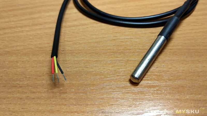 Как прошить датчики. Датчик температуры 1-wire. датчик температуры 1 wire длина кабеля. датчики желтые.