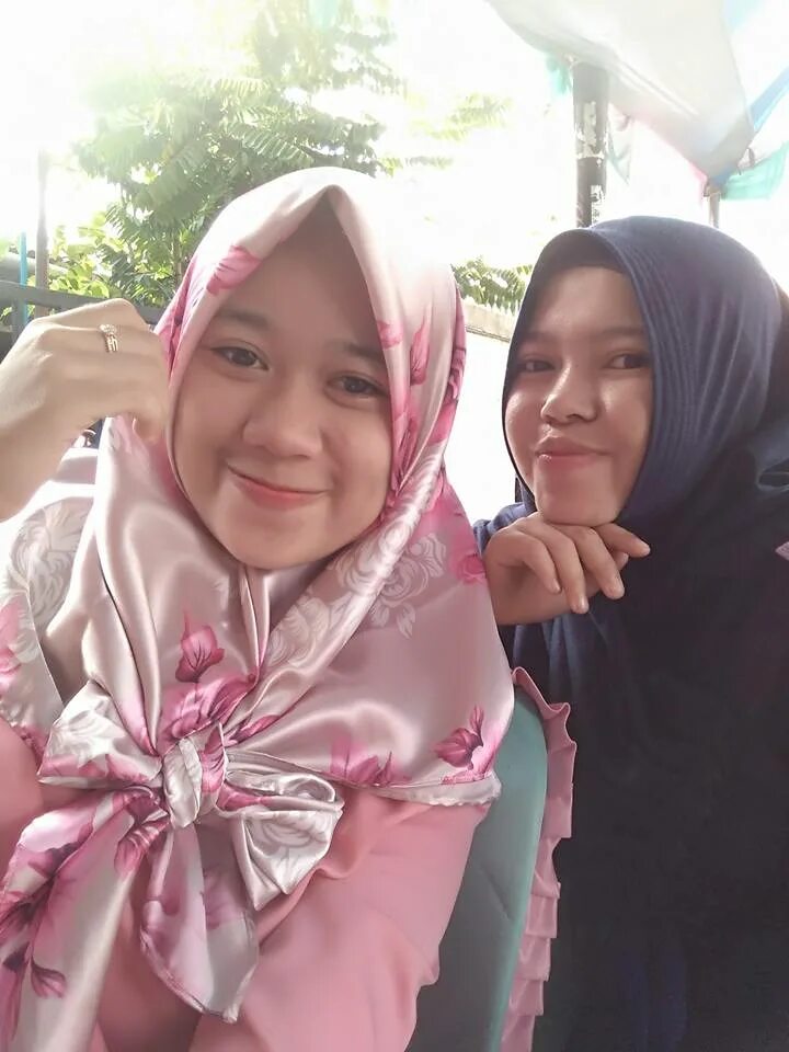 Sma jilboobs colmek. Jilboobs 2019. Xj jilbab. Pns jilbab. Cewek jilbab viral.